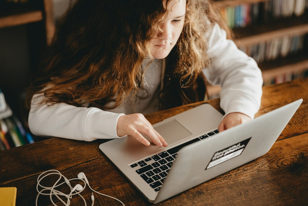 children learning with digital tools